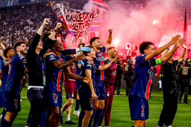 the team of Paris Saint-Germain celebrates the UEFA Champions League victory Paris Saint-Germain v FC Internazionale Milano, UEFA Champions League Final 2025, Paris Saint-Germain and FC Internazionale Milano, Munich Football Arena, May 31, 2025, Munich, Germany.