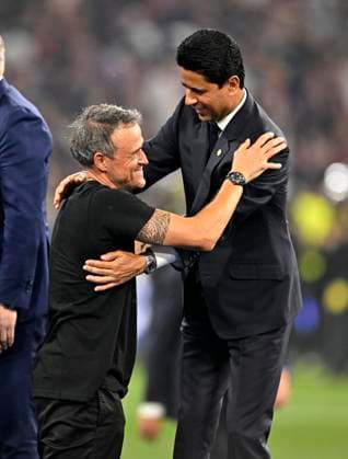 31 05 2025, Football UEFA Champions League Final 2025 Paris St Germain Inter Milan, at Allianz Arena Munich President Nasser Al Khelaifi FC Paris Saint Germain cheers with coach Luis Enrique FC Paris Saint Germain DFL and DFB regulations prohibit any use of photographs as image sequences and or quasi video