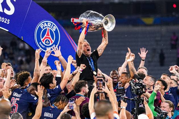 2025-05-31 Paris Saint-Germain v FC Internazionale Milano - UEFA Champions League Final 2025 MUNICH, GERMANY - MAY 31: head coach Luis Enrique of Paris Saint-Germain celebrates winning the UEFA Champions League during the UEFA Champions League Final 2025 match between Paris Saint-Germain and FC Internazionale Milano at Munich Football Arena on May 31, 2025 in Munich, Germany. Munich Munich Football Arena Germany Content not available for redistribution in The Netherlands directly or indirectly through any third parties. Copyright: xJorisxVerwijstx