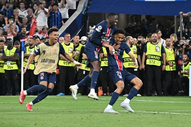 31 05 2025, xsltx, Football UEFA Champions League Final 2025, Paris St Germain Inter Milan v l Goal celebration after the goal to celebrate the goal celebrate 5 0 by Senny Mayulu Paris St Germain DFL DFB REGULATIONS PROHIBIT ANY USE OF PHOTOGRAPHS as IMAGE SEQUENCES and or QUASI VIDEO Muenchen