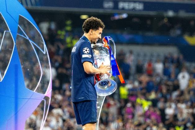 Marquinhos Paris Saint Germain, 05 wears the trophy after winning the Champions League, GER, Paris Saint Germain vs Inter Milan, Football, Men, UEFA Champions League Final Muenchen 2025, Season 2024 2025, 31 05 2025, GER, Paris Saint Germain vs Inter Milan, Football, Men, UEFA Champions League Final Muenchen 2025, Season 2024 2025, 31 05 2025 Muenchen Copyright: xEibner-Pressefoto WolfgangxFrankx EP_WFK