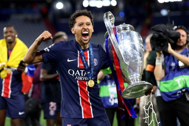 Champions-League-Finale 2025 31. Mai 2025, München UEFA-Champions-League-Finale Paris Saint Germain gegen Internazionale Milano Marquinhos von PSG jubelt mit der Trophäe Foto Charlotte Wilson Abseits München Deutschland  Copyright: xCharlottexWilsonx xOffsidexOffside