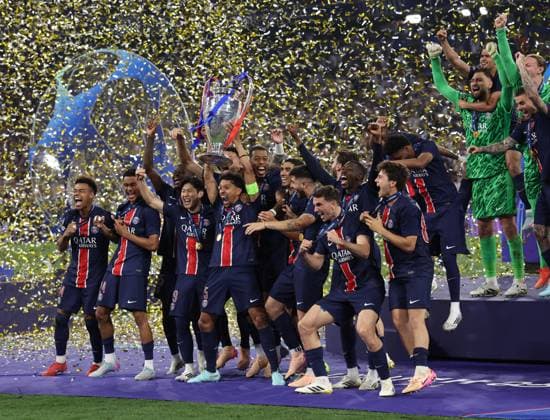 Munich, Germany, 31st May 2025. Paris St Germain celebrate winning the Champions League Trophy during the Paris Saint Germain vs Internazionale UEFA Champions League Final match at Munich Football Arena, Munich. Picture credit should read: David Klein Sportimage EDITORIAL USE ONLY. No use with unauthorised audio, video, data, fixture lists, club league logos or live services. Online in-match use limited to 120 images, no video emulation. No use in betting, games or single club league player publications. SPI_154_DK_UCL_Final SPI-3964-0157