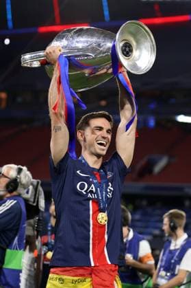 Paris Saint-Germain v FC Internazionale Milano - UEFA Champions League Final 2025 Fabian Ruiz of Paris Saint-Germain Fc celebrates the victory at the end of the UEFA Champions League Final 2025 match between Paris Saint-Germain Fc and Fc Internazionale Milano at Munich Football Arena on May 31, 2025 in Munich, Germany. Munich Munich Football Arena Germany Copyright: xMarcoxCanonierox
