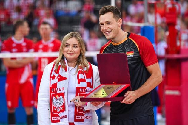 2025.05.31 Gliwice Siatkowka Mezczyzn Turniej towarzyski Silesia Cup Sezon 2025 Polska - Niemcy --- POLAND v GERMANY N z Katarzyna Kuczynska-Budka, Jan Zimmermann, nagroda, trofeum, pierwsze miejsce Foto Marcin Bulanda PressFocus 2025.05.31 Gliwice Volleyball Men Tournament Friendly Season 2025 Polska - Niemcy Katarzyna Kuczynska-Budka, Jan Zimmermann, nagroda, trofeum, pierwsze miejsce Credit: Marcin Bulanda PressFocus NEWSPIX.PL --- newspix.pl 