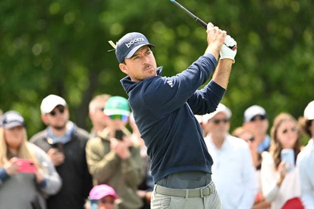 PGA, Golf Herren 2025: The Memorial Tournament MAY 31 May 31, 2025: Nick Taylor (CAN) drives on the 1st hole during Round 3 of the Memorial Tournament in Dublin, Ohio. Brent Clark Cal Media (Credit Image: Â Brent Clark Cal Sport Media) Dublin Oh USA EDITORIAL USE ONLY Copyright: xx ZUMA-20250531_zma_c04_123.jpg BrentxClarkx csmphotothree388680