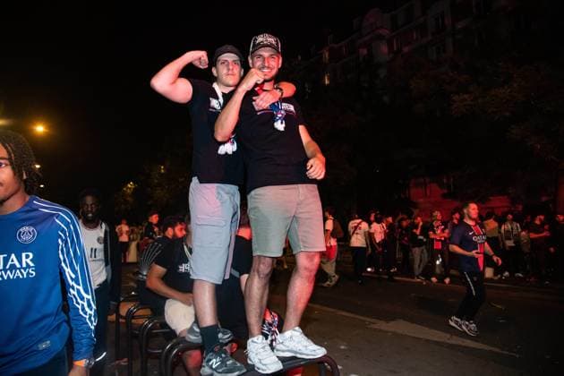 FOOTBALL : Celebration des suporters du PSG dans les rues de Paris - 31 05 2025 CÃ lÃ bration des supporters Parisien apres la victoire en Ligue des Champions du Paris SG ParisFrance  Copyright: xBaptistexAutissierx
