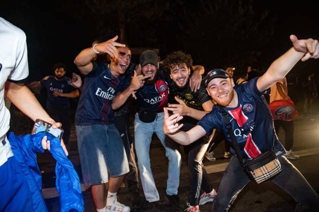 FOOTBALL : Celebration des suporters du PSG dans les rues de Paris - 31 05 2025 CÃ lÃ bration des supporters Parisien apres la victoire en Ligue des Champions du Paris SG ParisFrance  Copyright: xBaptistexAutissierx
