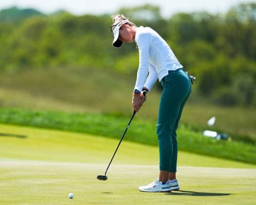 May 31, 2025, Madison, Wisconsin, USA: NELLY KORDA of the United States strokes a putt on the eight hole during the third round of the 2025 LPGA, Golf Damen U.S. Womens Open at Erin Hills Golf Course in Erin, Wis. Madison USA - ZUMAb262 20250531_znp_b262_004 Copyright: xJeffxM.xBrownx