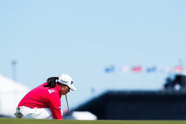 May 31, 2025, Madison, Wisconsin, USA: RIO TAKEDA of Japan kneels to line up a putt during the third round of the 2025 LPGA, Golf Damen U.S. Womens Open at Erin Hills Golf Course in Erin, Wis. Madison USA - ZUMAb262 20250531_znp_b262_013 Copyright: xJeffxM.xBrownx