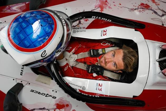 Bilder des Jahres 2025, Sport 05 Mai Sport Bilder des Tages 2025 FORMULA E SHANGHAI ePRIX ROWLAND Oliver (gbr), Nissan Formula E Team, Nissan e-4ORCE, portrait, during the Shanghai ePrix, 10th and 11th round of the 2024-25 ABB FIA Formula E World Championship, WM, Weltmeisterschaft on the Shanghai International Circuit from May 31 to June 1, 2025 in Shanghai, China - ShanghaiChina  Copyright: xFREDERICxLExFLOCxHx