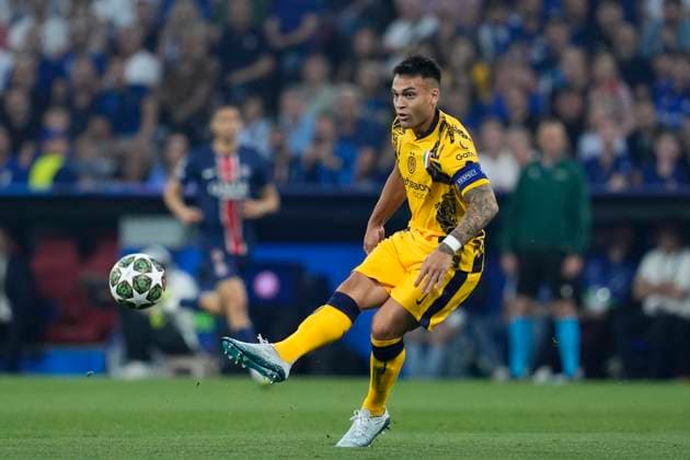 Lautaro Martinez (FC Internazionale) controls the ball, UEFA Champions League Final 2025, Paris Saint-Germain and FC Internazionale Milano, Munich Football Arena, May 31, 2025, Munich, Germany.