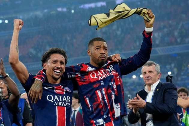 Marquinhos (Paris Saint-Germain) feiert mit Presnel Kimpembe (Paris Saint-Germain), UEFA Champions League Final 2025, Paris Saint-Germain and FC Internazionale Milano, Munich Football Arena, May 31, 2025, Munich, Germany.