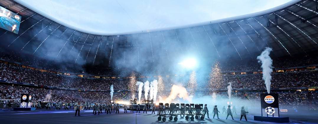 SOCCER - UEFA CL, PSG vs Inter MUNICH,GERMANY,31.MAY.25 - SOCCER - UEFA Champions League, final, Paris Saint-Germain vs FC Internazionale Milano. Image shows Linkin Park with lead singer Emily Armstrong.  GEPAxpictures xWolfgangxGrebien