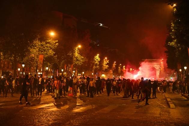 Incidents broke out in Paris following the Champions League Final won by PSG in Paris on June 1, 2025. - 01 06 2025 - France Ile-de-France (region) Paris -  JulienxMattiax xLexPictorium LePictorium_0309430