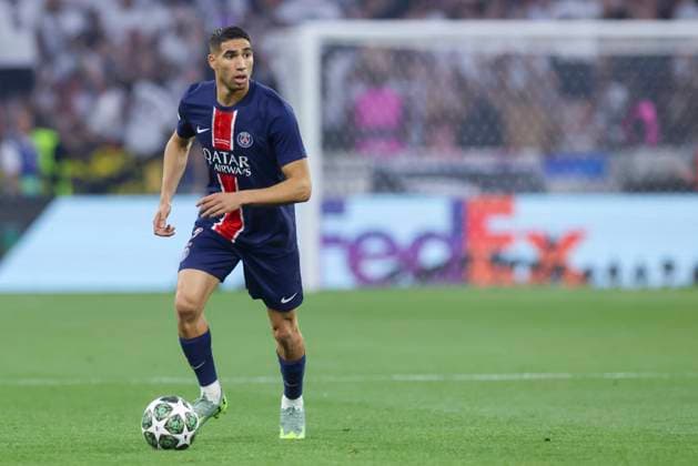Achraf Hakimi Paris Saint Germain controls the ball, UEFA Champions League Final 2025, Paris Saint Germain and FC Internazionale Milano, Allianz Arena on 31 May 2025 in Munich, Germany Photo by Marco Steinbrenner DeFodi Images Achraf Hakimi Paris Saint Germain controls the ball, UEFA Champions League Final 2025, Paris Saint Germain and FC Internazionale Milano, Munich Football Arena, May 31, 2025 in Munich, Germany Photo by Marco Steinbrenner DeFodi Images
