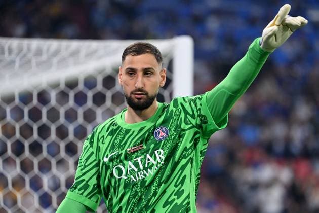 Goalkeeper Gianluigi Donnarumma PSG , gestures,gives instructions,action,single image,cropped single image,half figure,half figure Football UEFA Champions League Final Paris Saint Germain PSG Inter Milan 5 0, on 31 05 2025 Munich Football Arena,