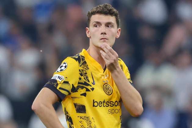 Benjamin Pavard FC Internazionale Milano looks dejected, UEFA Champions League Final 2025, Paris Saint Germain and FC Internazionale Milano, Allianz Arena on May 31, 2025 in Munich, Germany Photo by Marco Steinbrenner DeFodi Images Benjamin Pavard FC Internazionale Milano looks dejected, UEFA Champions League Final 2025, Paris Saint Germain and FC Internazionale Milano, Munich Football Arena, May 31, 2025 in Munich, Germany Photo by Marco Steinbrenner DeFodi Images