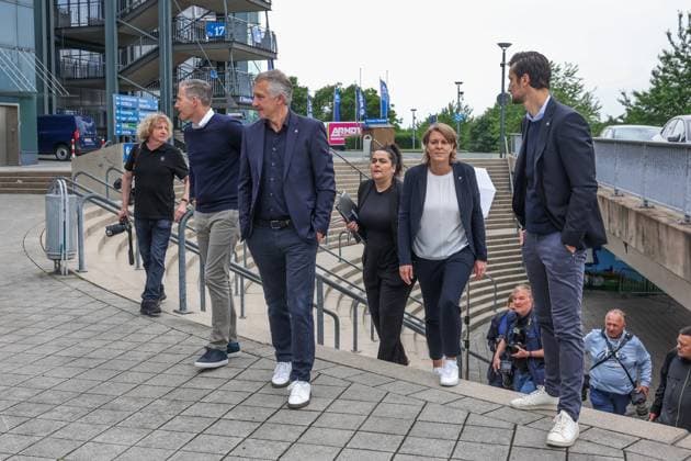 01 06 2025, Football, Season 2024 2025, 2 Bundesliga, Presentation of Frank Baumann, f l Axel Hefer FC Schalke 04 , Chief Sports Officer Frank Baumann FC Schalke 04 , Christina Rühl Hamers FC Schalke 04 , Matthias Tillmann FC Schalke 04 Gelsenkirchen Veltins Arena NRW Germany xRHR FOTOx Copyright: RHR-FOTOx RHR-FOTO