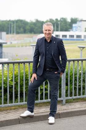 Frank BAUMANN, new sports director at FC Schalke 04 whole figure, Ganzfigur, Ganzkoerper, presentation of Frank BAUMANN as new sports director of FC Schalke 04, on 01 06 2025 in Gelsenkirchen, Veltins Arena DFL regulations prohibit any use of photographs as image sequences and or quasi video Â