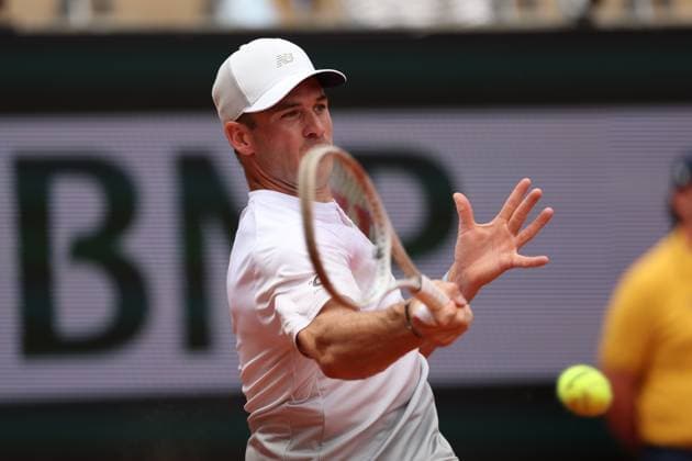 ROLAND GARROS 2025 Thierry Larret MAXPPP - PARIS (75) 01 06 2025 Thierry Larret Maxppp. Tennis. Roland Garros 2025. Internationaux de France de tennis. Stade Roland Garros, Paris (75). Le 1er juin 2025. Court Suzanne Lenglen : Alexei POPYRIN (AUS) vs Tommy PAUL (USA) PARIS (75) STADE ROLAND GARROS PARIS ILE DE FRANCE FRANCE  Copyright: xMAXPPPxThierryxLarretx TLR202506019359 TLR202506019359