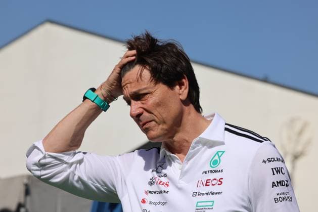 Toto Wolff Team Principal, Mercedes AMG Petronas F1 Team , Race day, ESP, Formula 1 World Championship, Aramco Grand Prix of Spain, Circuit de Barcelona Catalunya, 2025 season, 01 06 2025 ITA, Formula 1 World Championship, Spanish Grand Prix, 01 06 2024 Barcelona Copyright: xEibner-Pressefoto AnnikaxGrafx EP_AGF