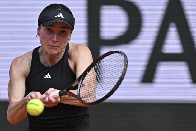2025 Roland-Garros - Day 8 PARIS, FRANCE - JUNE 01: Elina Svitolina of Ukraine plays against Jasmine Paolini (not seen) of Italy during the Women s Singles fourth Round match on Day Eight of the 2025 French Open at Roland Garros on June 01, 2025 in Paris, France. Burak Akbulut Anadolu Paris France. Editorial use only. Please get in touch for any other usage.  Copyright: x2025xAnadoluxBurakxAkbulutx