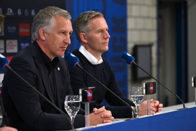 Frank Baumann Chief Sports Officer FC Schalke 04 , Axel Hefer Chairman of the Supervisory Board FC Schalke 04 , v li 01 06 2025, Soccer 2 Bundesliga, Introduction of Frank Baumann as Chief Sports Officer at FC Schalke 04 Photo Maik Hölter Team2 Gelsenkirchen Veltins Arena Nordrhein Westfalen Germany Team2