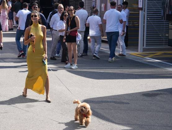 01 06 2025, Circuit de Catalunya, Barcelona, Formula 1 Aramco Grand Prix of Spain 2025 , in the picture Kika Cerqueira Gomes, girlfriend of Pierre Gasly FRA , BWT Alpine F1 Team with dog named Simba Photo by Hasan Bratic DeFodi Images