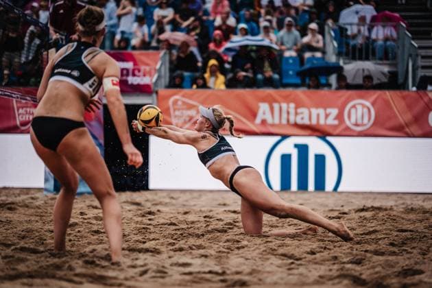 Beach volleyball women Allianz German Beach Tour 2025 Tourstop Hamburg 01 06 2025 Melanie Paul jumps to the ball Hamburg Active City Arena Heiligengeistf Hamburg Germany