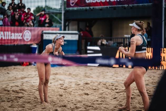 Beach volleyball women Allianz German Beach Tour 2025 Tourstop Hamburg 01 06 2025 f l Melanie Paul and Lea Kunst celebrate after winning and reaching the final Hamburg Active City Arena Heiligengeistf Hamburg Germany
