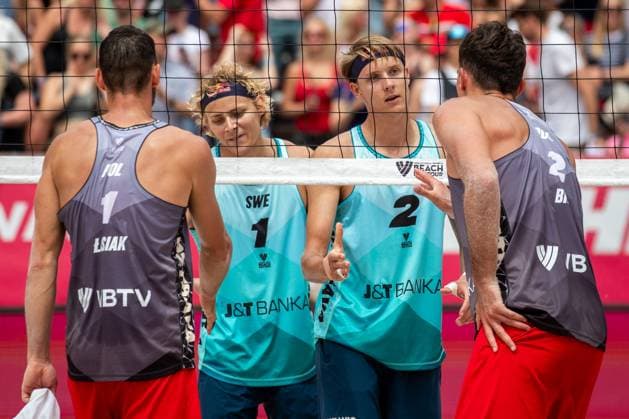 Pro Tour Beach volleyball, Beachvolleyball tournament, category Elite, took place in Ostrava, Czech Republic, on June 1, 2025. David Ahman (2nd left), Jonatan Hellvig (2nd right) of Sweden vs. Bartosz Losiak (left), Michal Bryl (right) of Poland. (CTKxPhoto VladimirxPrycek) CTKPhotoP2025060102776  CTKPhotoP2025060102776