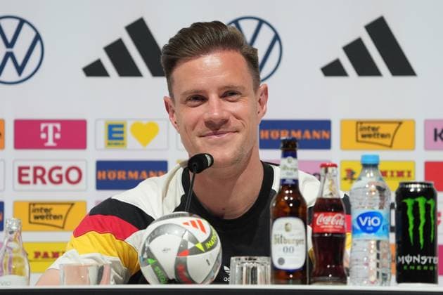 Sport Themen der Woche KW22 Sport Bilder des Tages Torwart Marc-Andre ter Stegen (Deutschland, Germany, 1) in der Pressekonferenz - Herzo Base 01.06.2025: Deutsche Nationalmannschaft Nations League Finalrunde,Vorbereitung, Home Ground, HerzoBase, World of Adidas, Herzogenaurach *** Goalkeeper Marc Andre ter Stegen Germany, Germany, 1 in the press conference Herzo Base 01 06 2025 German national team Nations League final round, preparation, Home Ground, HerzoBase, World of Adidas, Herzogenaurach