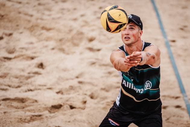 Beach volleyball men Allianz German Beach Tour 2025 Tourstop Hamburg 01 06 2025 Sven Winter plays the ball Hamburg Active City Arena Heiligengeistf Hamburg Germany