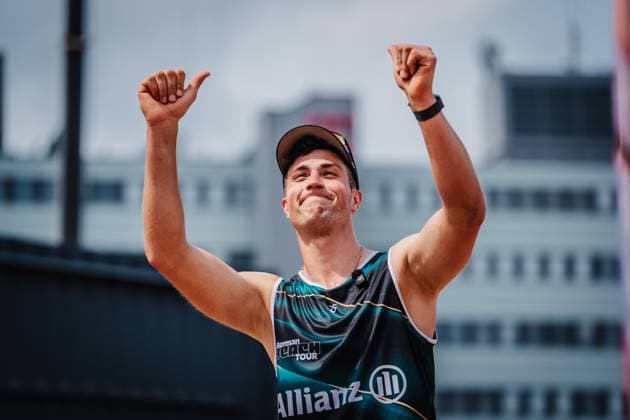Beach volleyball men Allianz German Beach Tour 2025 Tourstop Hamburg 01 06 2025 Sven Winter celebrates after winning the semi-final Hamburg Active City Arena Heiligengeistf Hamburg Germany