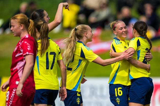 250601 Filippa Sjöström of Sweden celebrates after 1 1 during the international friendly football match between Sweden and Denmark on June 1, 2025 in Borgholm Photo Suvad Mrkonjic BILDBYRAN COP 170 SM0400 fotboll football soccer fotball u18 f18 sverige sweden danmark denmark dambbeng jubel  Copyright: SUVADxMRKONJIC BB250601SM047