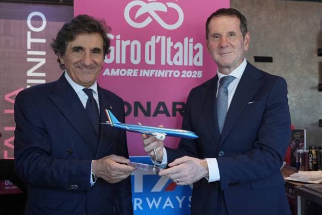 Urbano Cairo with Sandro Pappalardo (ITA airways) during the stage 21 of the Giro d™Italia from Roma to Roma, Italy - Sunday, June 01, 2025. - cycling.  Copyright: xGianxMattiaxD Alberto LaPressex