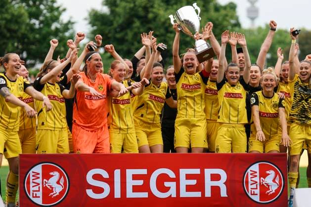 Association Cup Final BVB FC Schalke 04 on 01 06 2025 BVB Women win the cup Association Cup Final BVB FC Schalke 04 Dortmund, Stadion Rote Erde on 01 06 2025 Copyright: xBEAUTIFULxSPORTS Freisenx