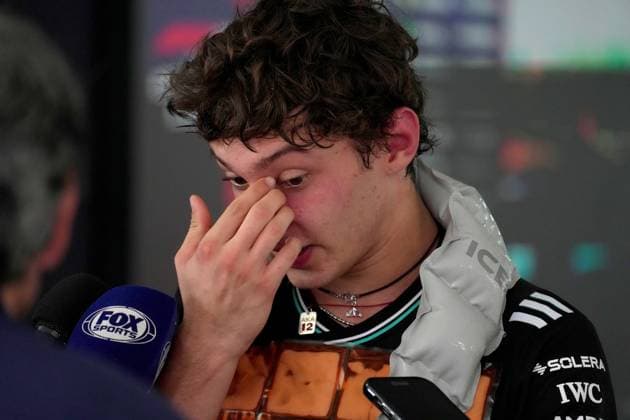 01 06 2025, Circuit de Catalunya, Barcelona, Formula 1 Aramco Spanish Grand Prix 2025 , pictured A visibly disappointed Andrea Kimi Antonelli ITA , Mercedes AMG Petronas Formula One Team after his retirement Photo by Hasan Bratic DeFodi Images
