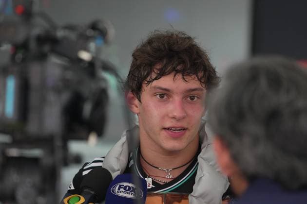 01 06 2025, Circuit de Catalunya, Barcelona, Formula 1 Aramco Spanish Grand Prix 2025 , pictured A visibly disappointed Andrea Kimi Antonelli ITA , Mercedes AMG Petronas Formula One Team after his retirement Photo by Hasan Bratic DeFodi Images