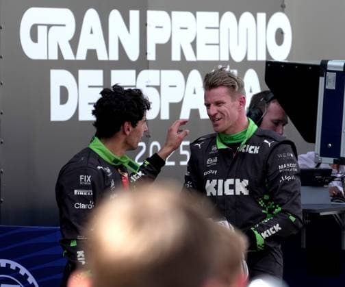 Formula 1 Aramco Grand Prix of Spain 2025 01 06 2025, Circuit de Catalunya, Barcelona, Formula 1 Aramco Grand Prix of Spain 2025 , in the picture Nico Hülkenberg DEU , Stake F1 Team Kick Sauber is happy about his 5th place in Barcelona, Gabriel Bortoleto BRA , Stake F1 Team Kick Sauber nordphotoxGmbHx xBratic nph00250