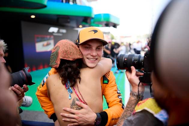 F1 Grand Prix of Spain Race winner Oscar Piastri of Australia and McLaren Formula 1 Team celebrates in parc ferme with his sister during the F1 Grand Prix of Spain at Circuit de Barcelona-Catalunya on June 1, 2025, in Barcelona, Spain. Barcelona Circuit de Barcelona-Catalunya Catalunya Spain RL_F1GPESP2025_000706 Copyright: xRicardoxLarreinax