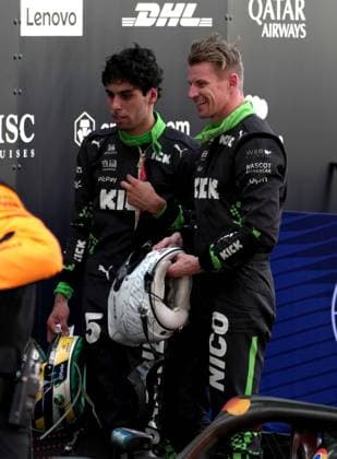 Formula 1 Aramco Grand Prix of Spain 2025 01 06 2025, Circuit de Catalunya, Barcelona, Formula 1 Aramco Grand Prix of Spain 2025 , in the picture Nico Hülkenberg DEU , Stake F1 Team Kick Sauber is happy about his 5th place in Barcelona, Gabriel Bortoleto BRA , Stake F1 Team Kick Sauber nordphotoxGmbHx xBratic nph00250