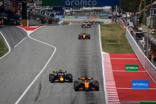 81 Oscar Piastri AUS, McLaren F1 Team , 1 Max Verstappen NLD, Oracle Red Bull Racing , F1 Grand Prix of Spain at Circuit de Barcelona Catalunya on June 1, 2025 in Barcelona, Spain Photo by HOCH ZWEI Barcelona Spain