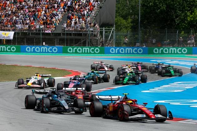 Start, 44 Lewis Hamilton GBR, Scuderia Ferrari HP , 63 George Russell GBR, Mercedes AMG Petronas F1 Team , 16 Charles Leclerc MCO, Scuderia Ferrari HP , F1 Grand Prix of Spain at Circuit de Barcelona Catalunya on June 1, 2025 in Barcelona, Spain Photo by HOCH ZWEI Barcelona Spain