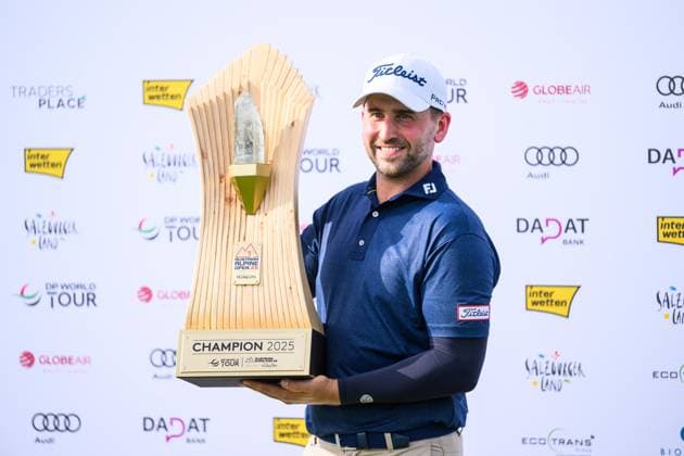 GOLF - Austrian Alpine Open HENNDORF,AUSTRIA,01.JUN.25 - GOLF - DP World Tour, Austrian Alpine Open, Golfclub Gut Altentann. Image shows Nicolai Von Dellingshausen (GER) at the award ceremony.  GEPAxpictures xChristianxMoser