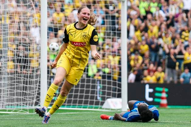 Association Cup Final BVB FC Schalke 04 on 01 06 2025 Annika Enderle Borussia Dortmund, 19 cheers to 2 0 Association Cup Final BVB FC Schalke 04 Dortmund, Stadion Rote Erde on 01 06 2025 Copyright: xBEAUTIFULxSPORTS Freisenx