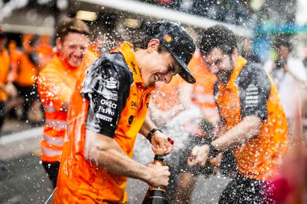 Bilder des Jahres 2025, Sport 06 Juni Sport Themen der Woche KW22 Sport Bilder des Tages F1 - SPANISH GRAND PRIX 2025 PIASTRI Oscar (aus), McLaren F1 Team MCL39, portrait during the Formula 1 Aramco Gran Premio de Espana 2025, Spanish Grand Prix 2025, 9th round of the 2025 FIA Formula One World Championship, WM, Weltmeisterschaft from May 30 to June 1, 2025 on the Circuit de Barcelona-Catalunya, in Montmelo, Spain - MontmeloSpain  Copyright: xCharlyxLopezx