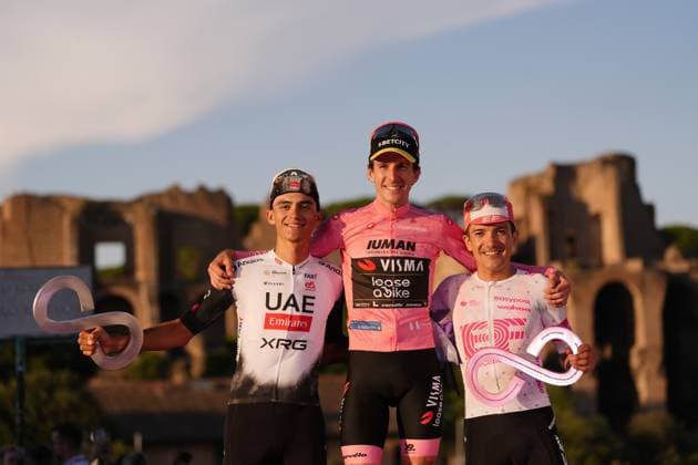 Cycling, Giro d Italia, 21st stage, award ceremony