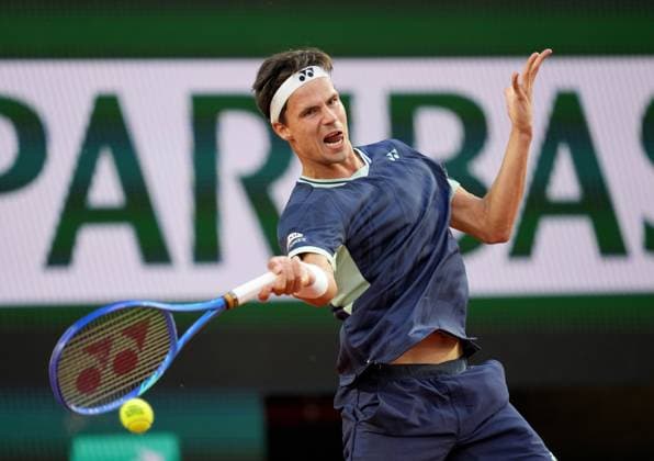 TENNIS - French Open 2025 PARIS,FRANCE,01.JUN.25 - TENNIS - ATP, Tennis Herren World Tour, French Open, Roland Garros, Grand Slam. Image shows Daniel Altmaier (GER).  GEPAxpictures xMichaelxRiedler